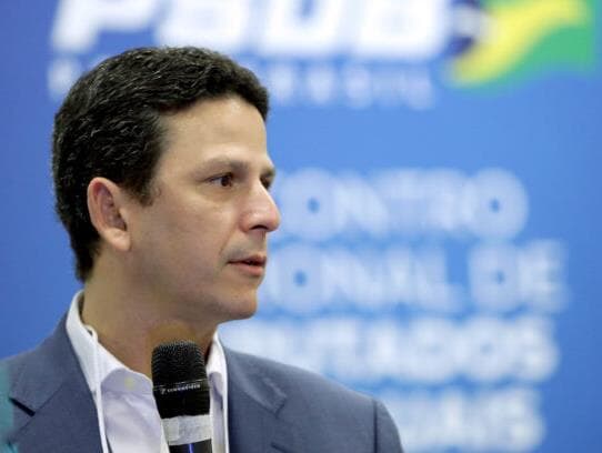 PSDB antecipa prévias para escolha de presidenciável e pressiona Doria