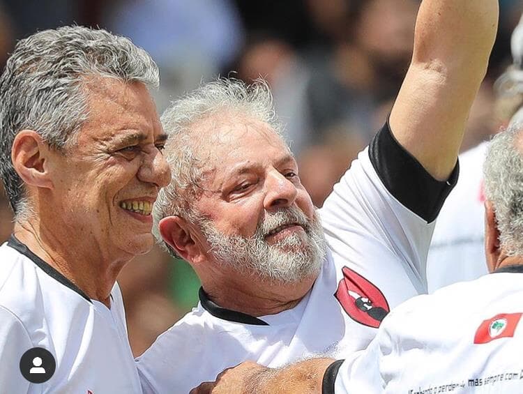 Artistas e políticos fazem live pelo aniversário de 75 anos de Lula