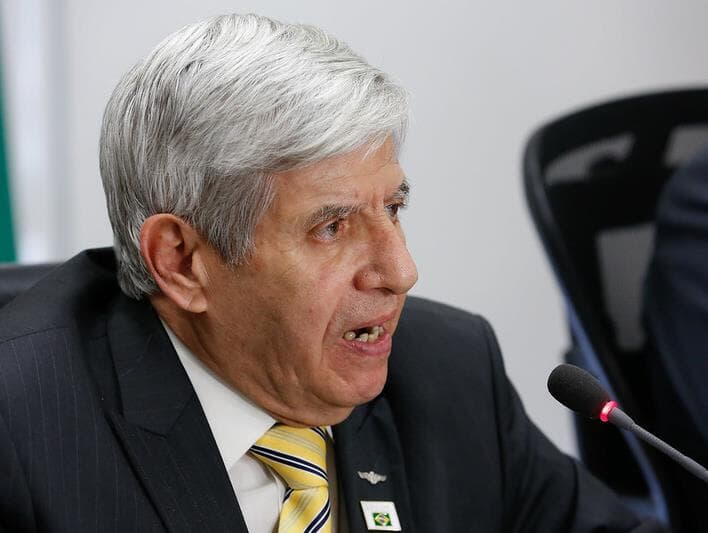 Heleno critica pedido de Cármen Lúcia sobre atuação de militares na Amazônia