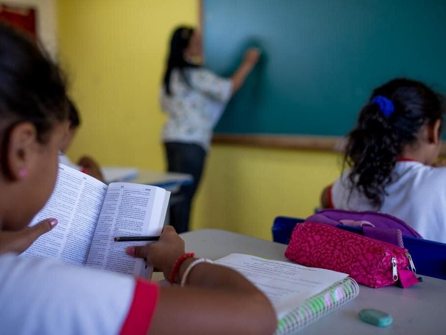 Quem concorre na Defesa da Educação no Prêmio Congresso em Foco