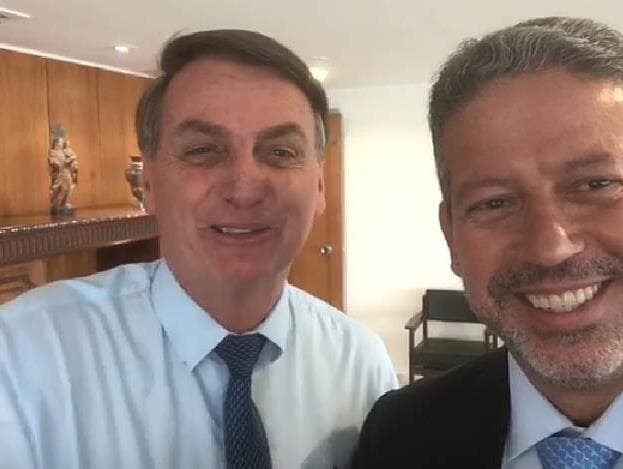 Centrão ainda se divide sobre apoio a Bolsonaro