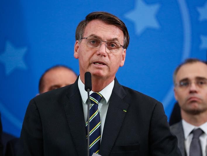 Bolsonaro tem 72 horas para explicar troca no comando da PF no Rio