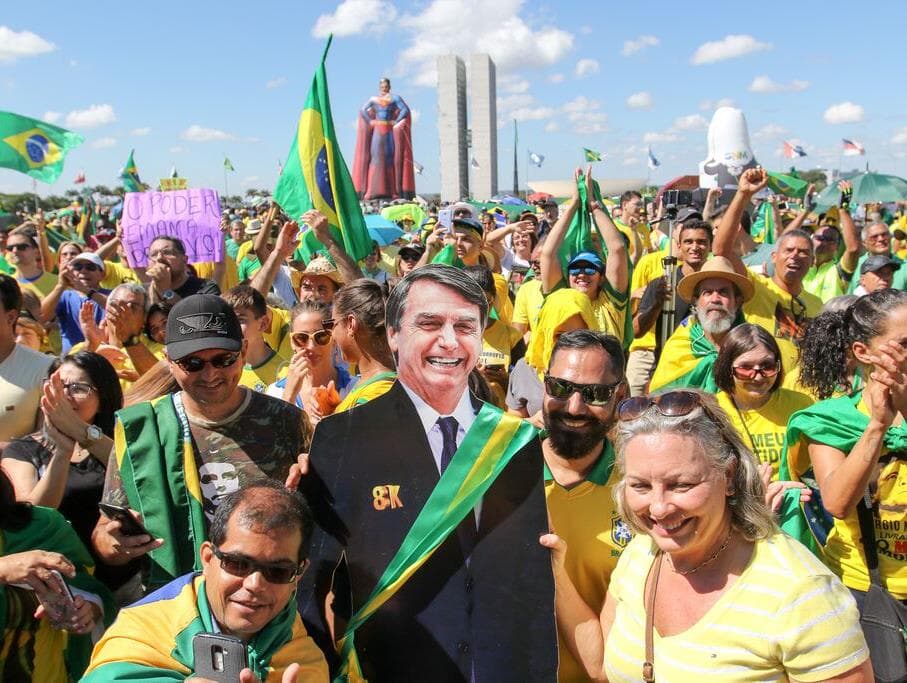 Manifestações podem até não ocorrer se Congresso abrir mão de orçamento, diz Bolsonaro