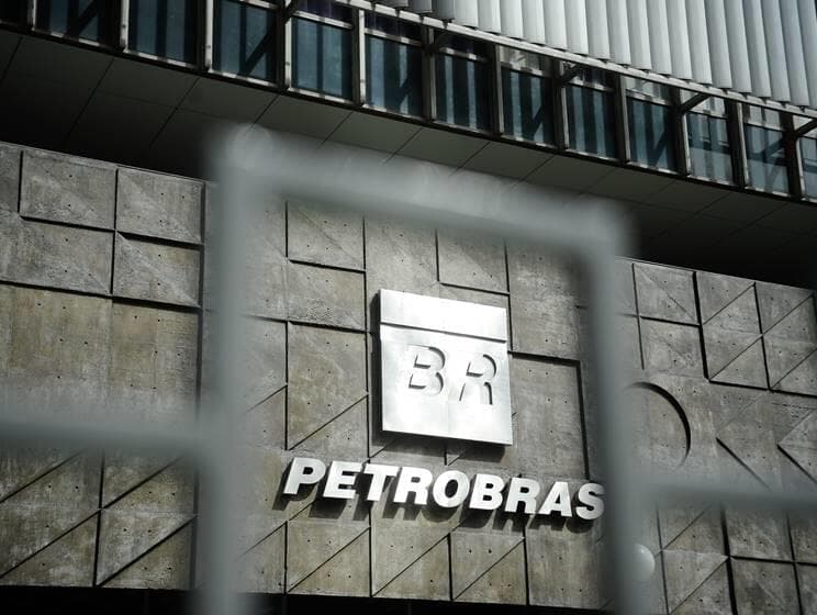 Lava Jato denuncia dono de gráfica por lavagem de dinheiro em contratos relacionados à Petrobras