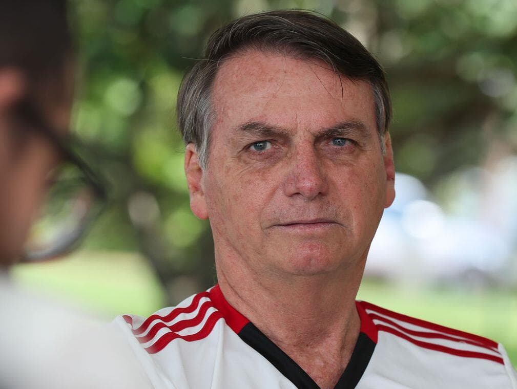 Bolsonaro antecipa volta da Bahia e passa o ano novo em Brasília