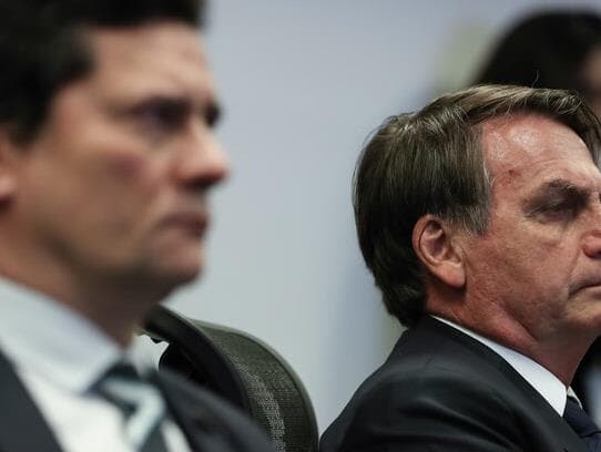 Morde e assopra: os altos e baixos da relação Moro-Bolsonaro