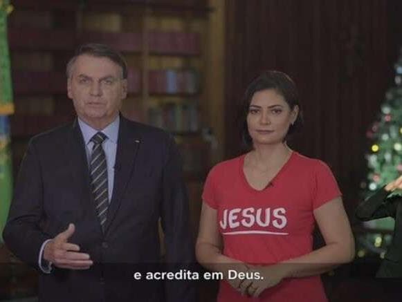 "Hoje temos um presidente que acredita em Deus", diz Bolsonaro em pronunciamento de Natal