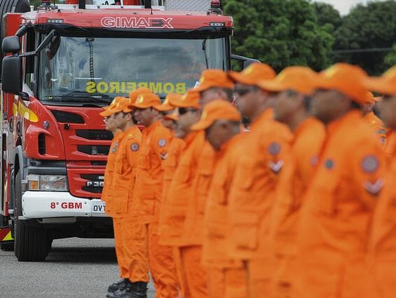 Fim da prisão disciplinar para PMs e bombeiros aguarda sanção presidencial