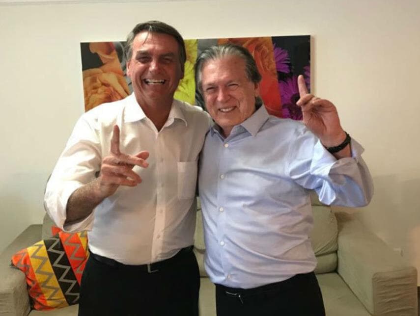 Bolsonaro diz que tem 80% de chance de sair do PSL