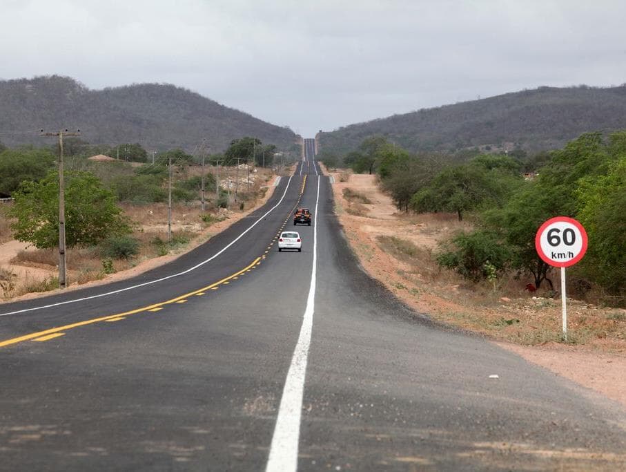 Câmara aprova redução de faixa não edificável à margem de rodovias