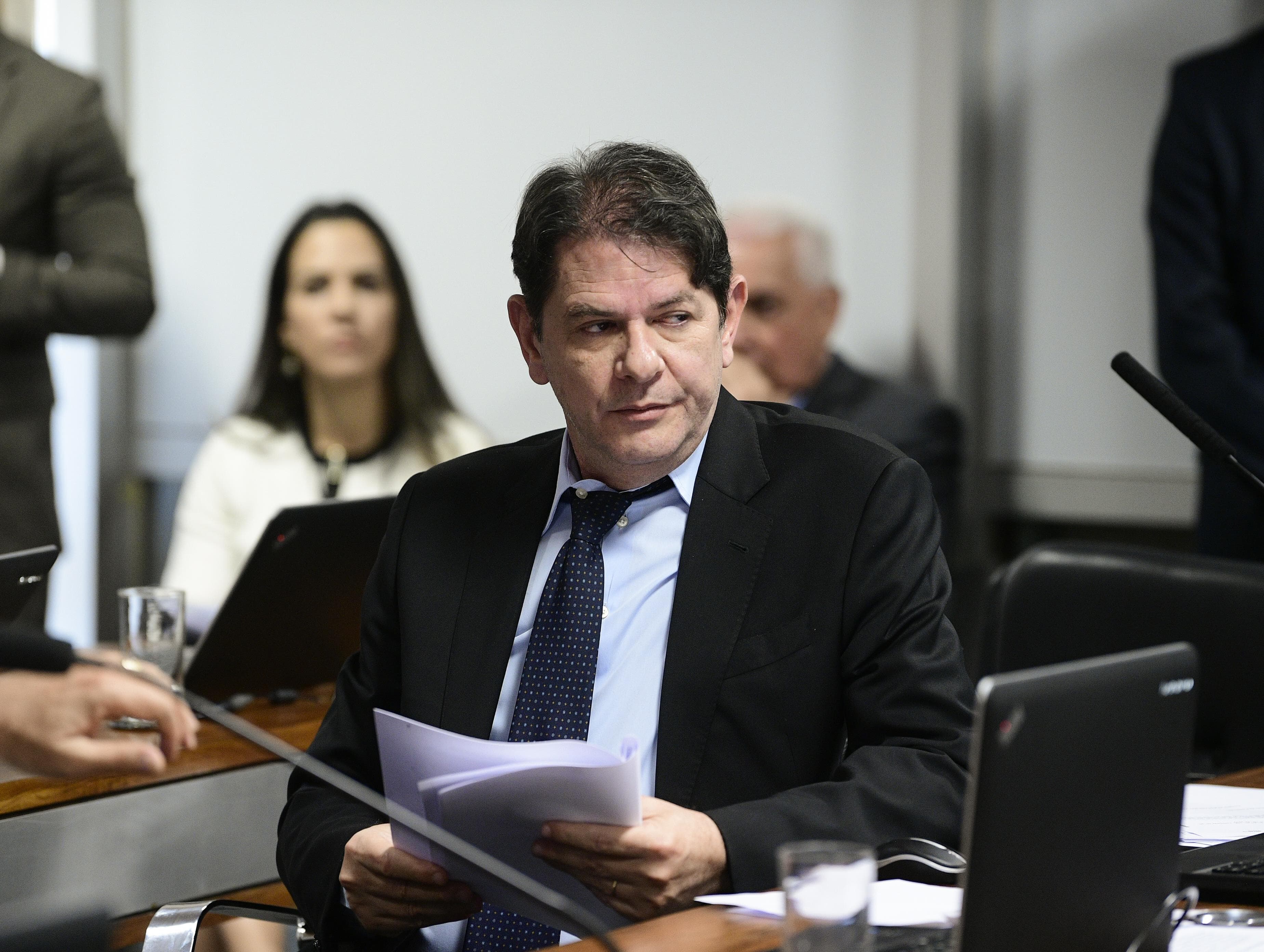 Cid Gomes quer manter impostos estaduais perto de perderem a validade