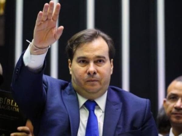 Rodrigo Maia diz que foi ameaçado por governador