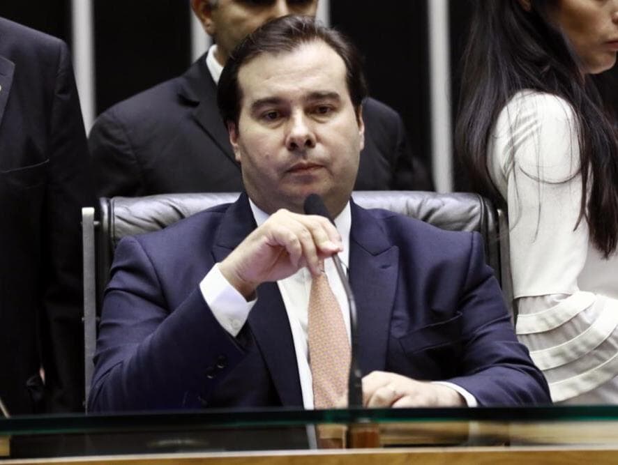 Rodrigo Maia critica parte do pacote anticrime de Moro ao comentar morte de Ágatha