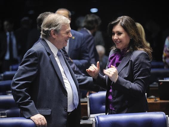 Por pacto federativo, Paulo Guedes se reúne com Tasso e Simone