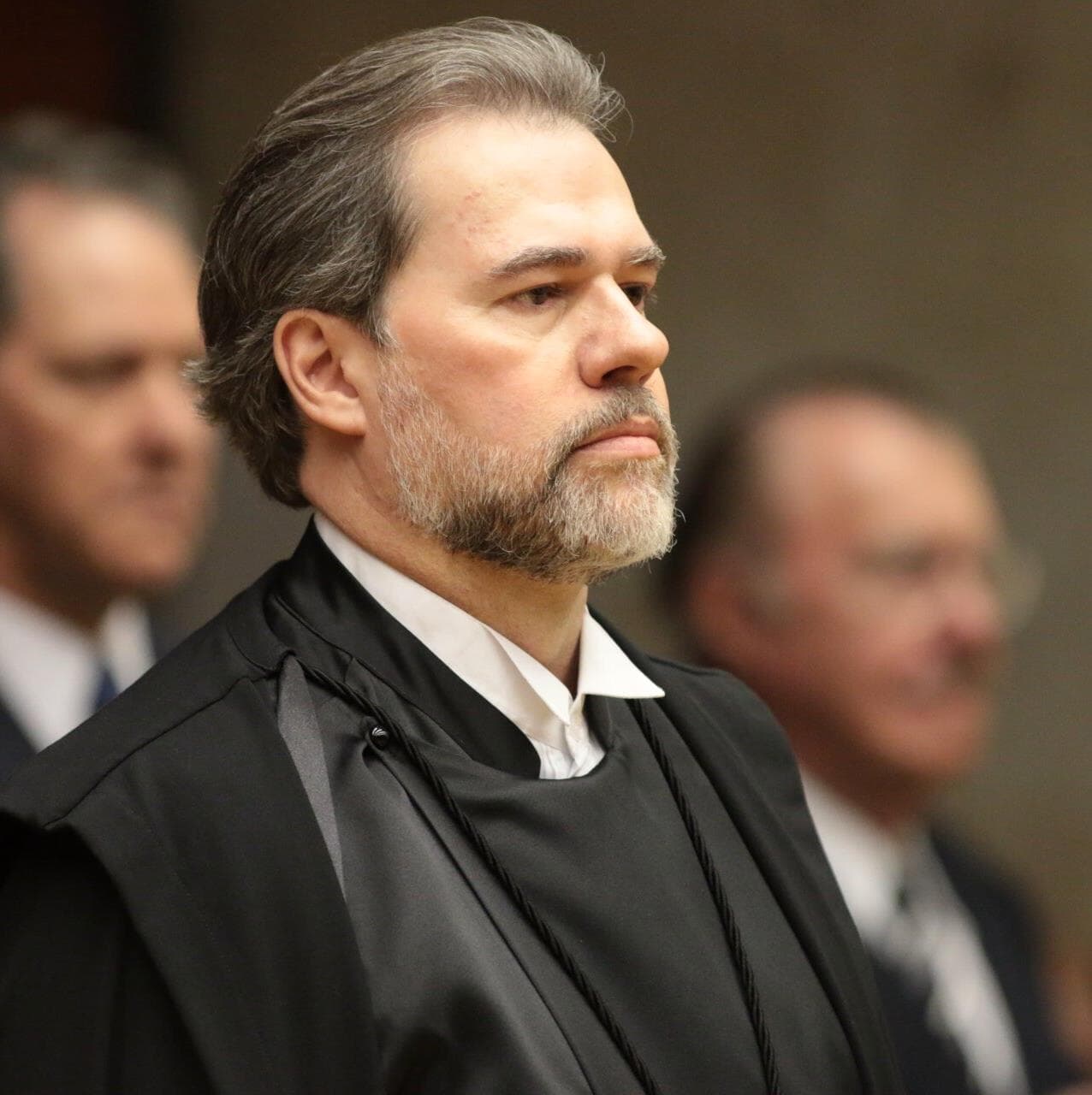 STF: poder moderador ou usurpador da República?