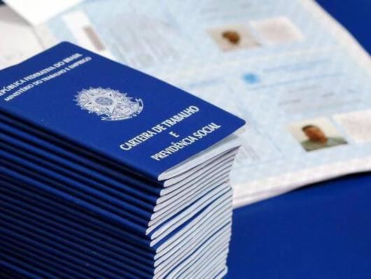 Minirreforma trabalhista divide deputados