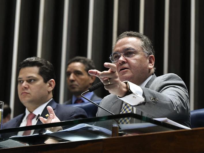 Corregedor arquiva investigação sobre suposta fraude na eleição do Senado