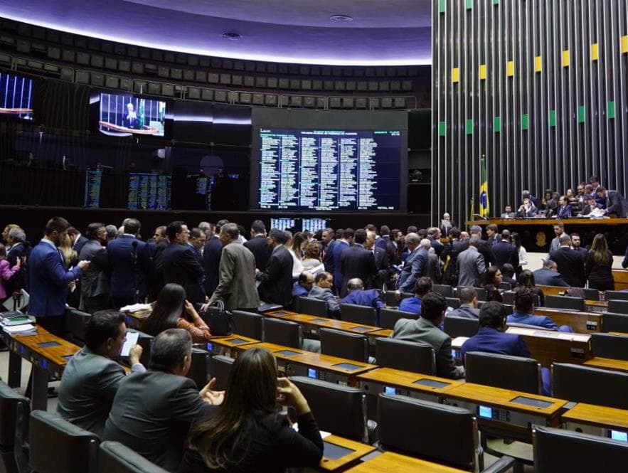 Câmara libera recursos do pré-sal para gasodutos