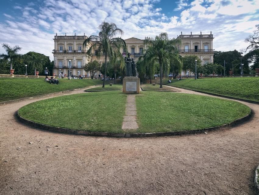 Observatório do Conhecimento reúne parlamentares em busca de apoio às universidades públicas