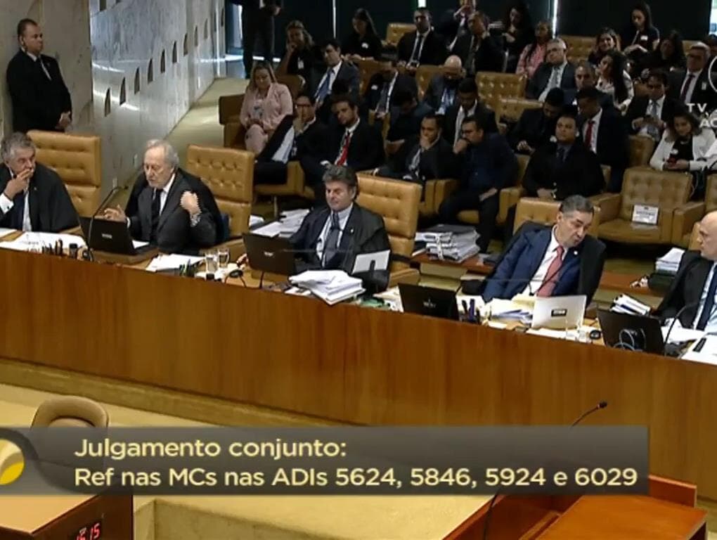 Aval do Legislativo para venda de subsidiárias de estatais divide ministros do STF