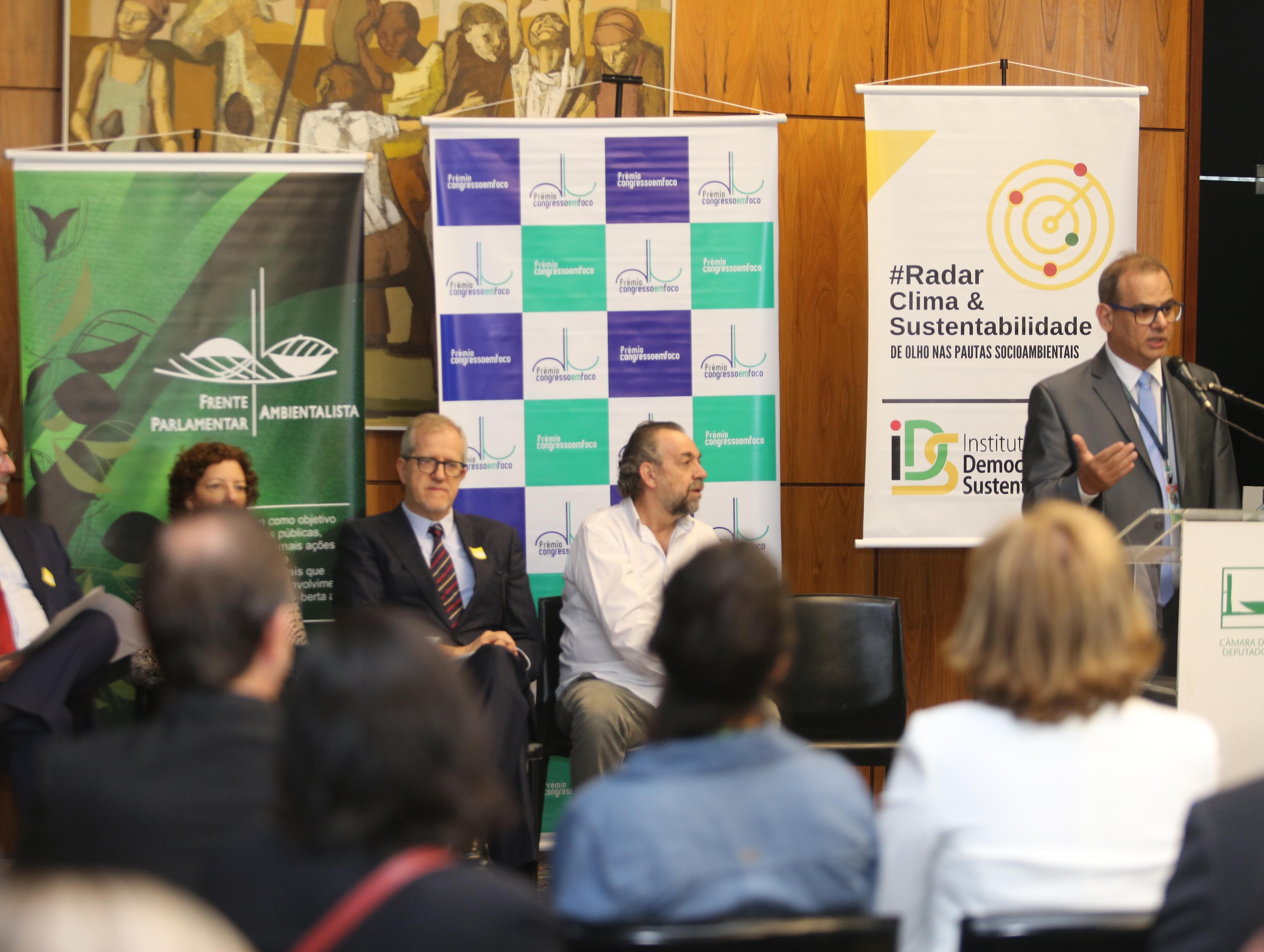 Lançada categoria de defesa do clima no Prêmio Congresso em Foco