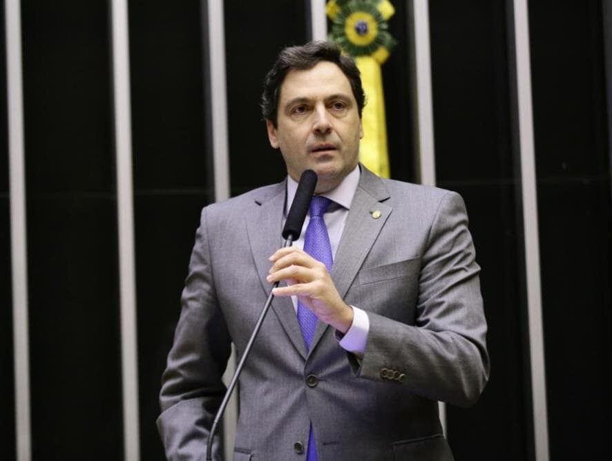 Escravidão é "aspecto da natureza humana", diz deputado descendente da família imperial. Declaração causa protestos