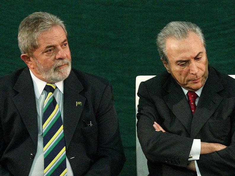 Lula critica prisão de Temer: "Lava Jato faz espetáculo e pirotecnia"