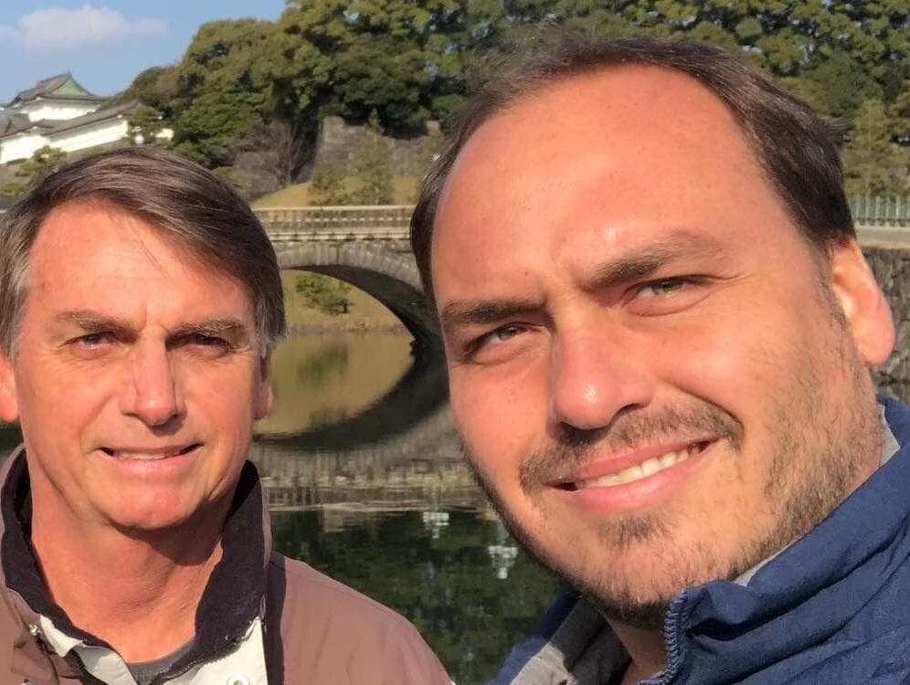 Vereador no Rio, Carlos Bolsonaro faz articulação política em Brasília a pedido do pai