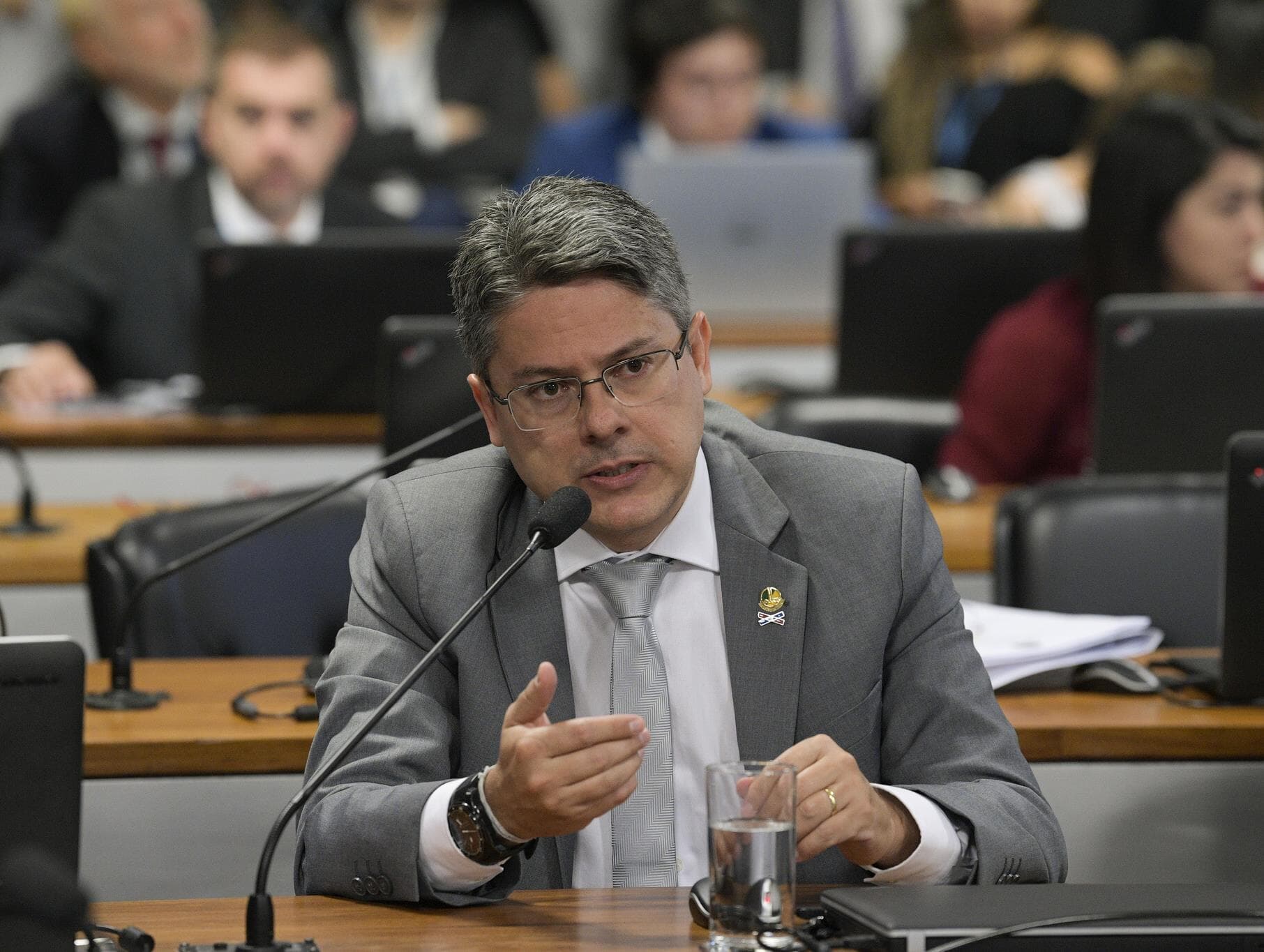 Senador apontará juízes alvos de investigação em novo pedido de CPI do Judiciário