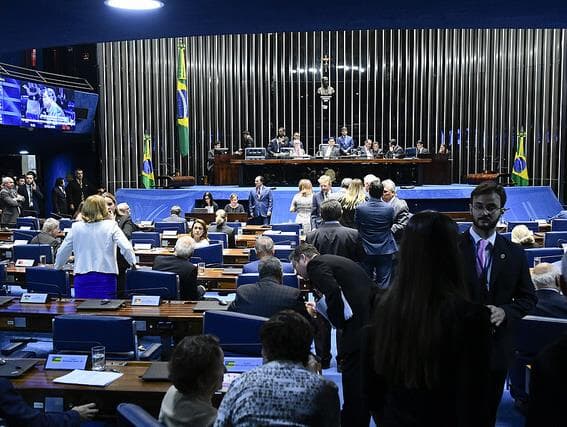 Senado aprova transferência de R$ 6 bilhões em imóveis do INSS para a União. Texto segue para sanção