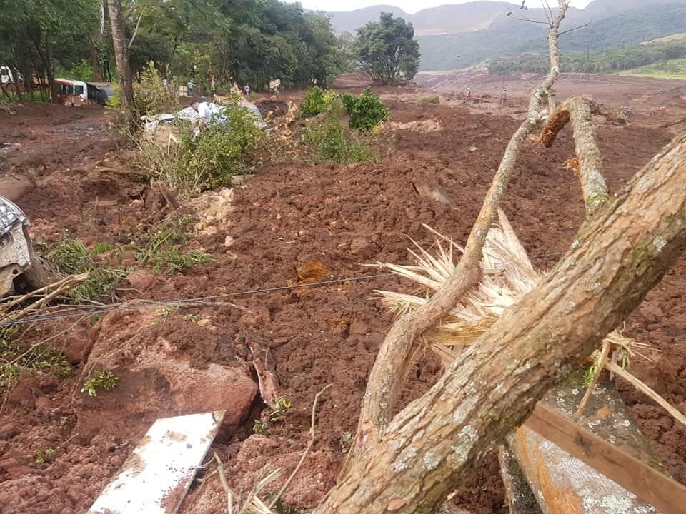 Tragédia de Brumadinho chega a 58 mortos e 305 desaparecidos