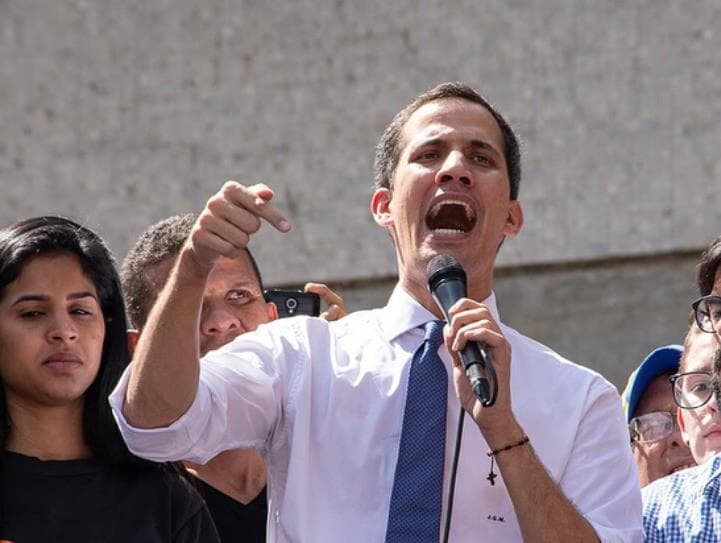 Brasil reconhece Juan Guaidó como novo presidente da Venezuela e promete apoio ao seu governo