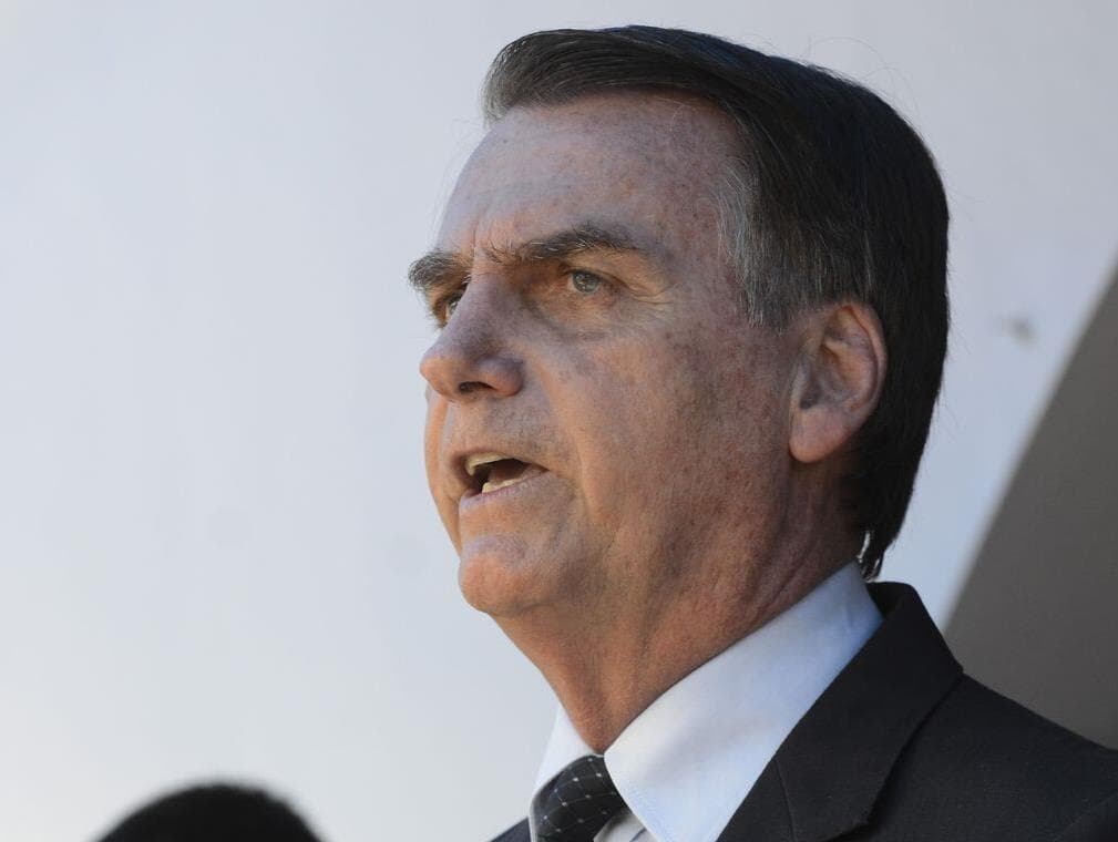 Bolsonaro critica Ibama e Icmbio e diz que acabará com "política tacanha e mesquinha"