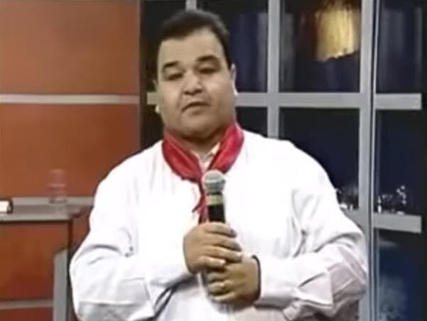 Rede TV! e igreja condenadas após pastor dizer que ateu "mata, rouba e destrói"