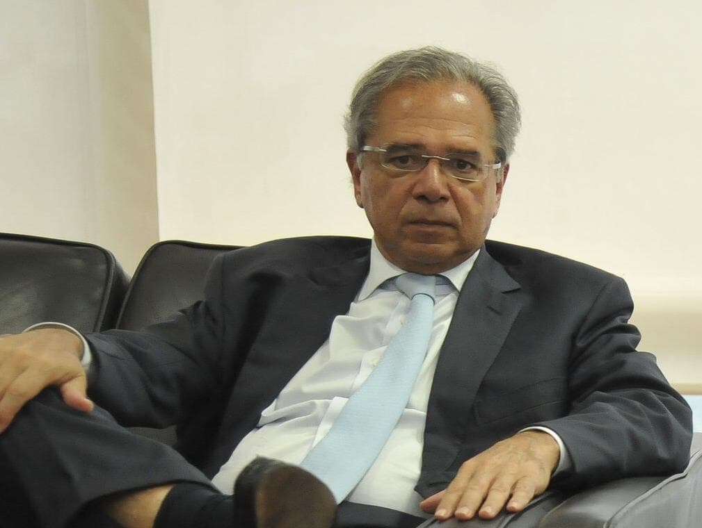 Ou vocês ajudam a aprovar as reformas ou ficarão sem dinheiro, diz Paulo Guedes a governadores