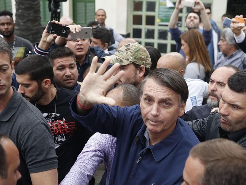 Local de votação de Bolsonaro tem segurança reforçada no segundo turno