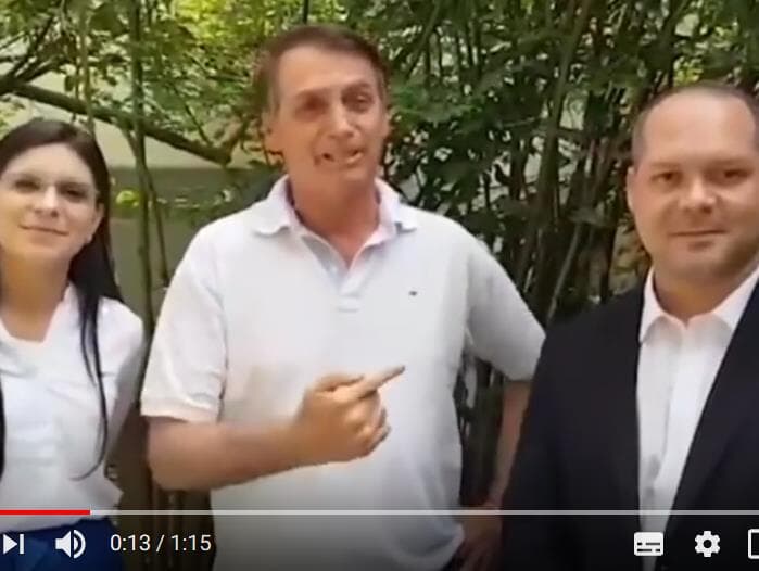 Antigo crítico do programa, Bolsonaro agora promete 13º para o Bolsa Família