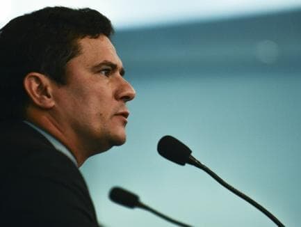 Moro proíbe órgãos de controle de usar provas contra delatores