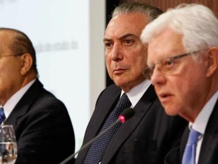 Decisão do STF sobre foro de ministro pode colocar Padilha e Moreira Franco nas mãos de Moro