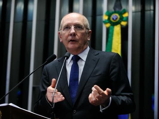 Fachin autoriza inquérito contra senador Paulo Bauer