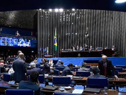 Senado aprova arrecadação de ISS sobre aplicativos como Uber e Cabify pelo município do embarque