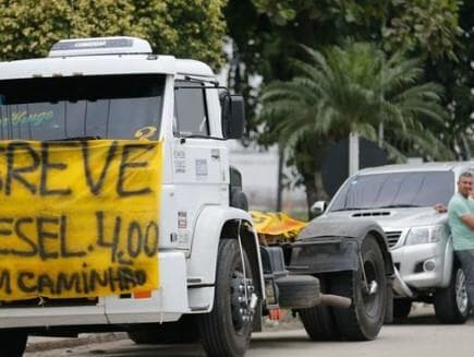 Por que é preciso dar todo apoio à greve dos caminhoneiros