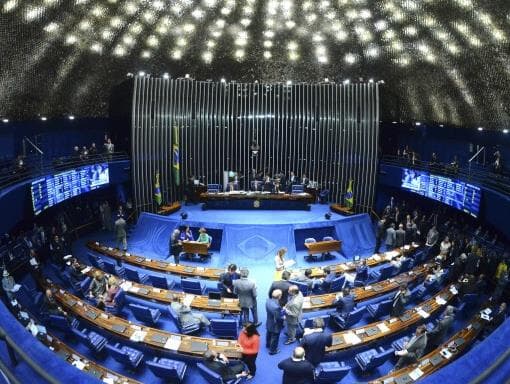 Senado gasta quase R$ 1,5 milhão nos últimos 3 anos com licenças sem justificativas de parlamentares