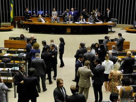 Câmara aprova proposta que simplifica e racionaliza atos da administração pública