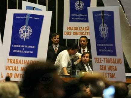 Sem medida provisória, reforma trabalhista volta a perder validade para contratos antigos