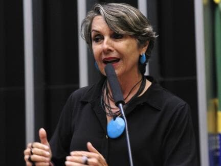 Conselho de Ética arquiva representação contra Erika Kokay por críticas a Temer