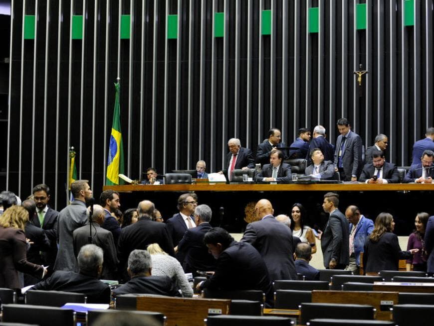 Oposição obstrui em plenário e Câmara não consegue votar medida provisória para fundo do ICMBio