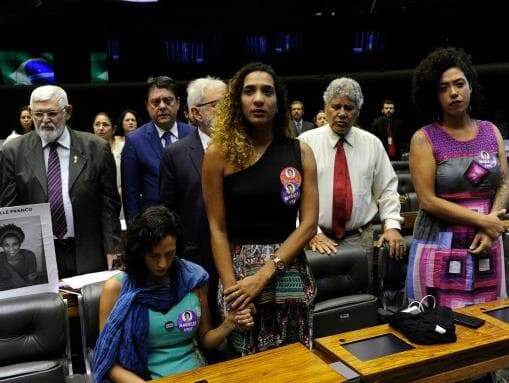 Estudo responsabiliza site de opinião política e MBL por espalhar fake news sobre Marielle