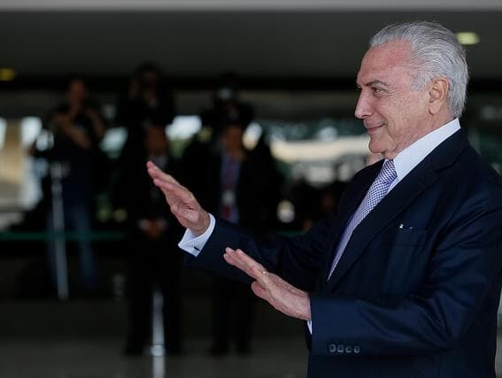 Temer diz que seria "covardia" não tentar reeleição; aprovação do emedebista é de 4%