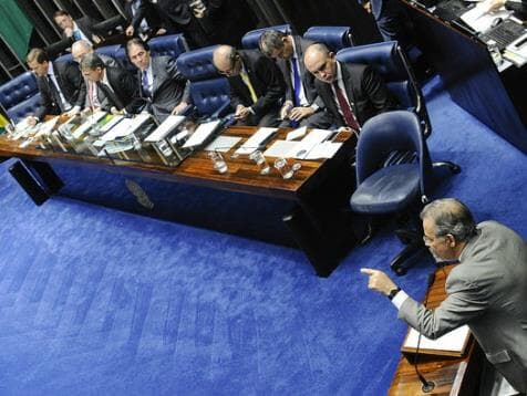 Senado substitui votação de projetos por debate sobre segurança pública